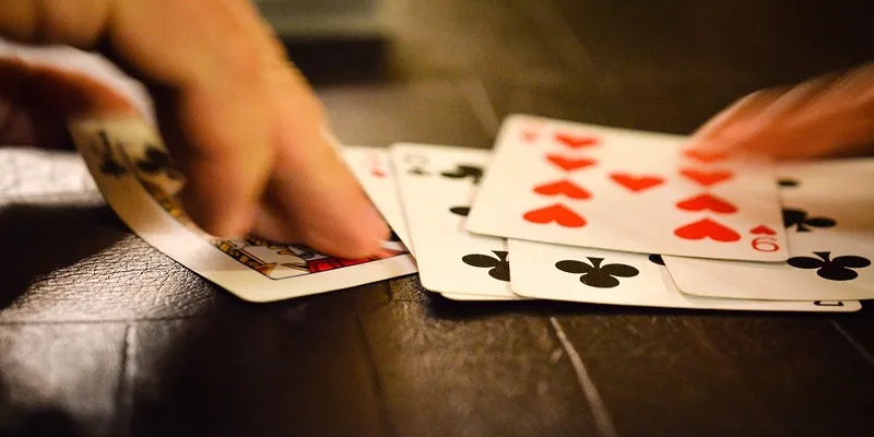 Luật đền bài cần nắm trong Phỏm Tá Lả